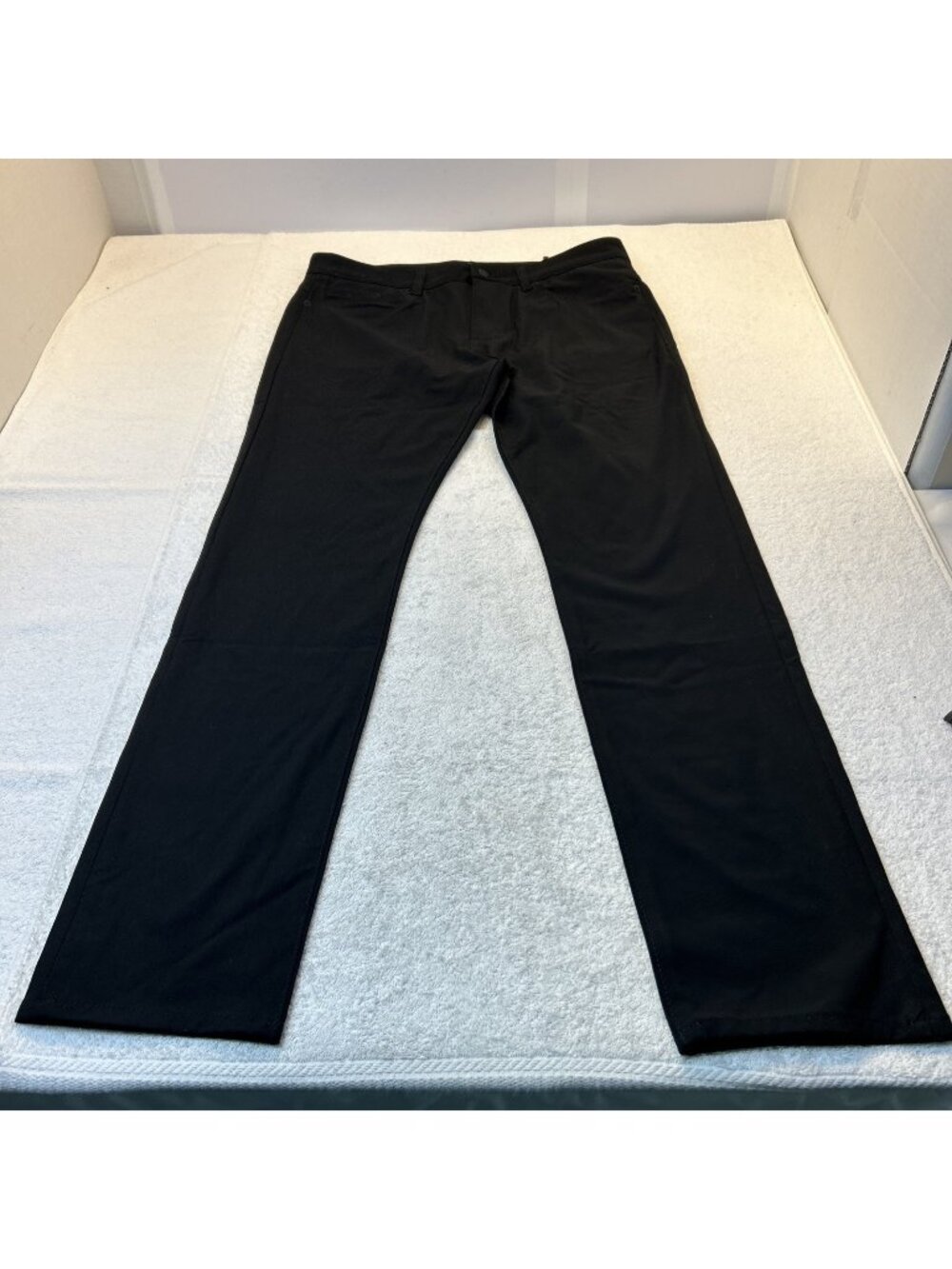 Hugo BOSS Delaware Slim Fit Tech Trouser 5 Pocket Men 34/30 Black New w/Tags
